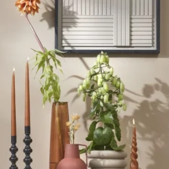 Mica Decorations Bougies Bougie Conique Torsadée En Couleur Brune H25 -Bougeoirs Soldes Magasin bougie conique torsadee en couleur brune h25 2