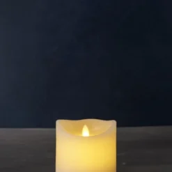 Sirius Bougies Bougie LED Cire Vacillante Télécommandable 10x10cm -Bougeoirs Soldes Magasin bougie led cire vacillante telecommandable 10x10cm 1