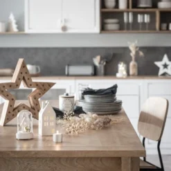 Maisons Du Monde Décorations Lumineuses De Noël Bougie Parfumée En Céramique Imprimé Blanche, Beige Et Bleue 165g -Bougeoirs Soldes Magasin bougie parfumee en ceramique imprime blanche beige et bleue 165g 1000 3 32 208763 3