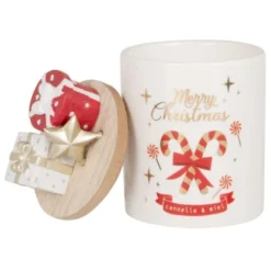 Maisons Du Monde Décorations Lumineuses De Noël Bougie Parfumée Noël, En Céramique Blanche Et Rouge, Couvercle En Bois 180g -Bougeoirs Soldes Magasin bougie parfumee noel en ceramique blanche et rouge couvercle en bois 180g 1000 8 24 228845 2