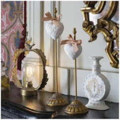 Mathilde M Bougies Décor Cœur Brodé - Rose Élixir 7 Mathilde M Bougies Décor Cœur Brodé - Rose Élixir -Bougeoirs Soldes Magasin decor coeur brode rose elixir 2