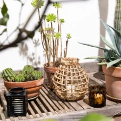 Maisons Du Monde Bougeoirs Lanterne En Métal Ajouré Noir -Bougeoirs Soldes Magasin lanterne en metal ajoure noir 1000 16 27 213145 6