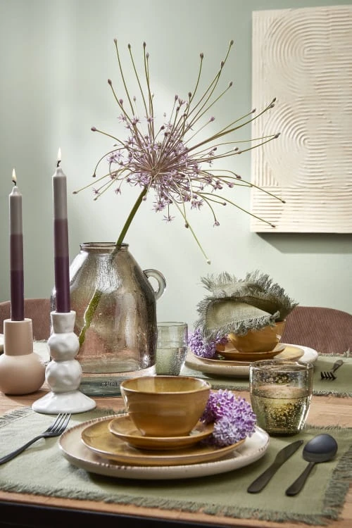 Mica Decorations Lot De 2 Bougies Longue En Stéarine Violettes 4 Mica Decorations Lot De 2 Bougies Longue En Stéarine Violettes – Image 2