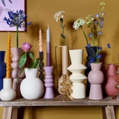 Mica Decorations Lot De 4 Bougies Longue En Stéarine Violettes -Bougeoirs Soldes Magasin lot de 4 bougies longue en stearine violettes 3