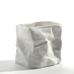 Serax Bougeoirs Petit Photophore Porcelaine Froissée 7x7x7 -Bougeoirs Soldes Magasin petit photophore porcelaine froissee 7x7x7 3